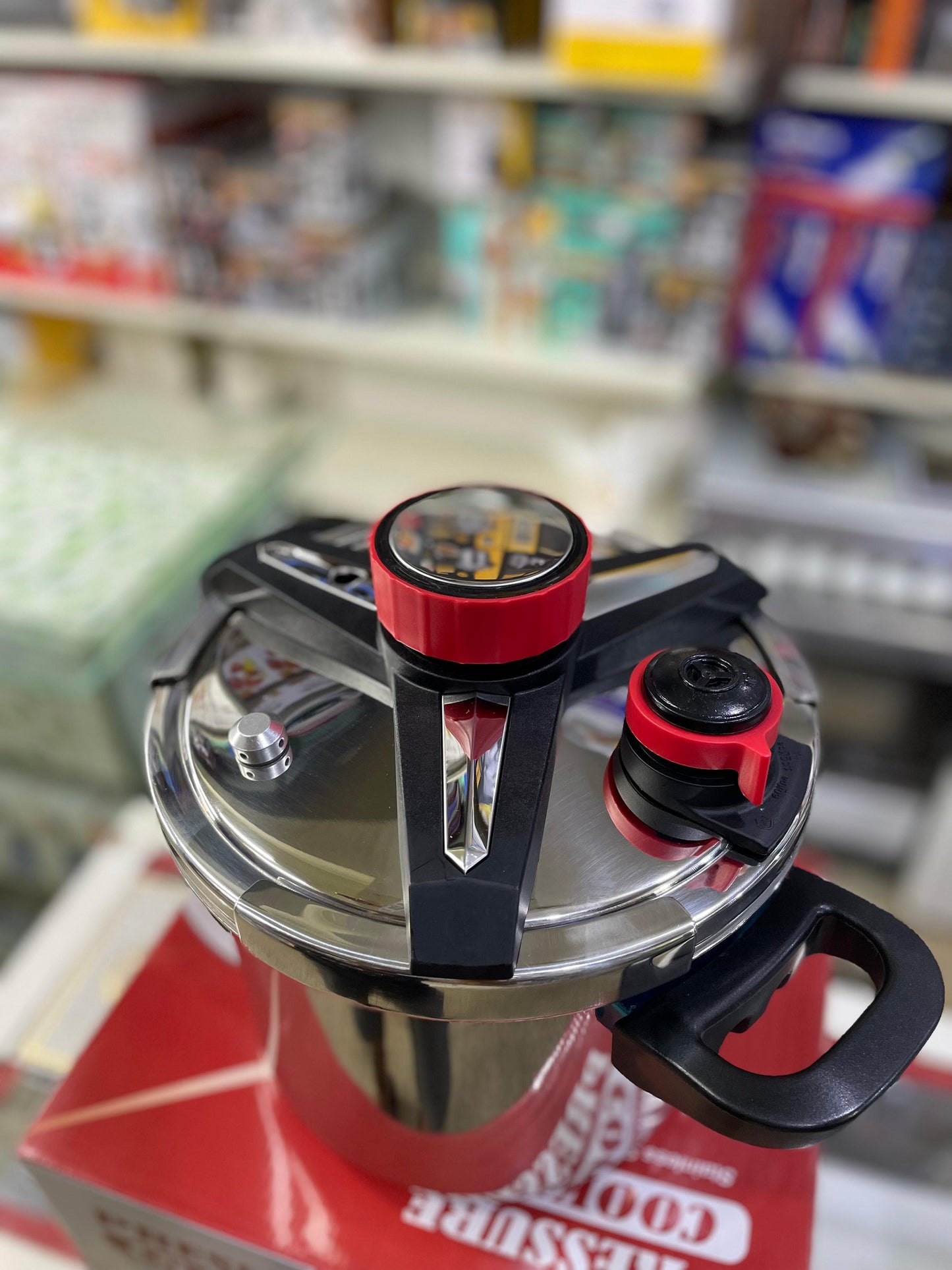 pressure cooker