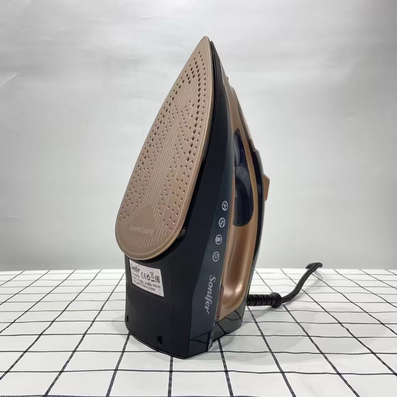 Sonifer electric iron SF-9064